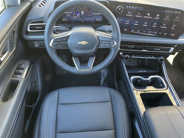 new 2026 Chevrolet Traverse car, priced at $40,435