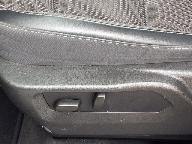 used 2023 Buick Envision car, priced at $21,180