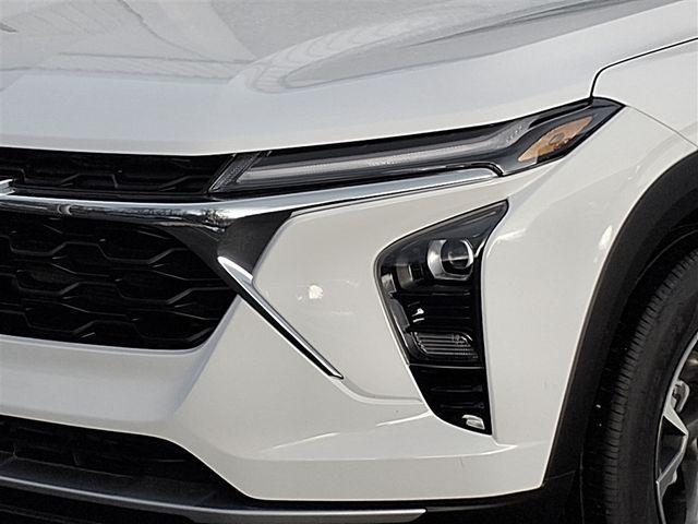 new 2026 Chevrolet Trax car, priced at $23,585