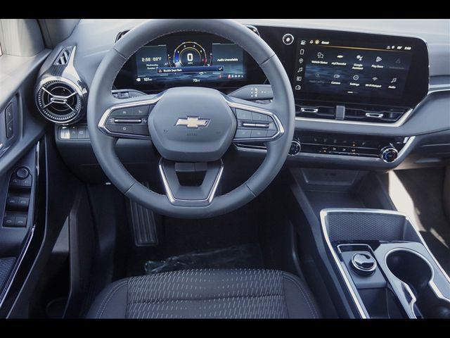 new 2026 Chevrolet Equinox car, priced at $28,380