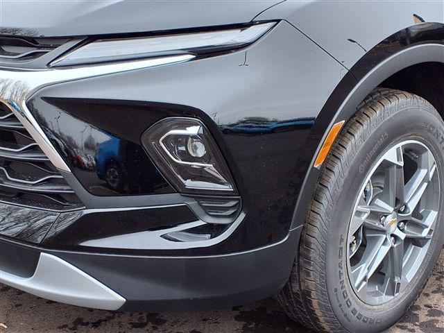new 2026 Chevrolet Blazer car, priced at $33,708