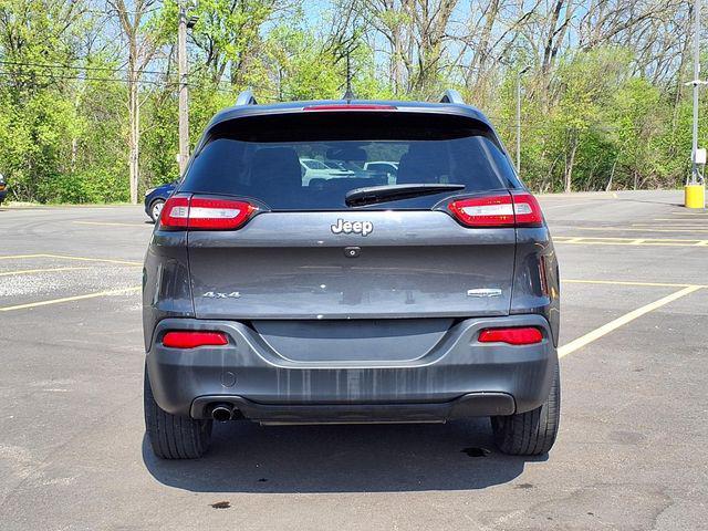 used 2016 Jeep Cherokee car, priced at $10,780