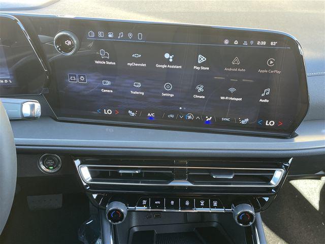 new 2026 Chevrolet Traverse car, priced at $40,435