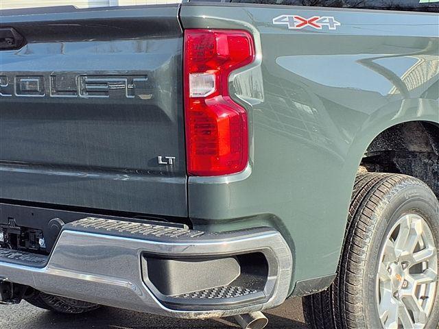 new 2026 Chevrolet Silverado 1500 car, priced at $46,221
