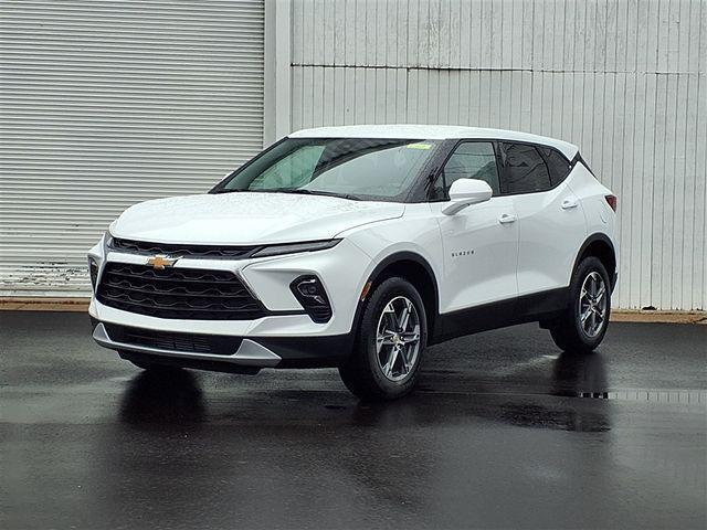 new 2026 Chevrolet Blazer car, priced at $33,517