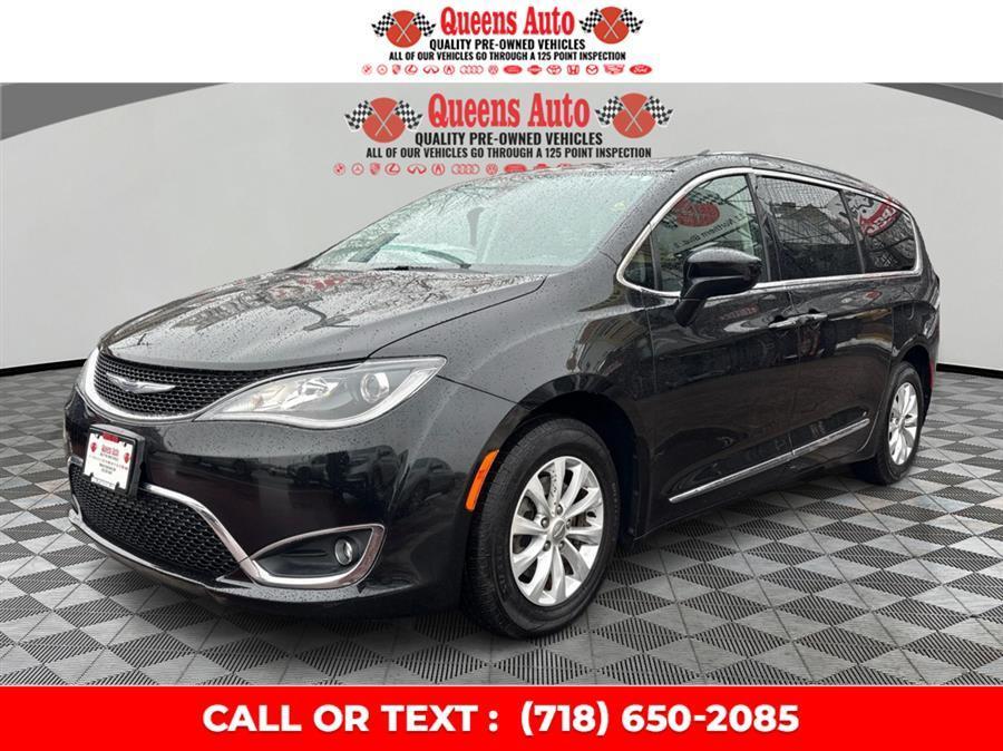 used 2019 Chrysler Pacifica car, priced at $14,995
