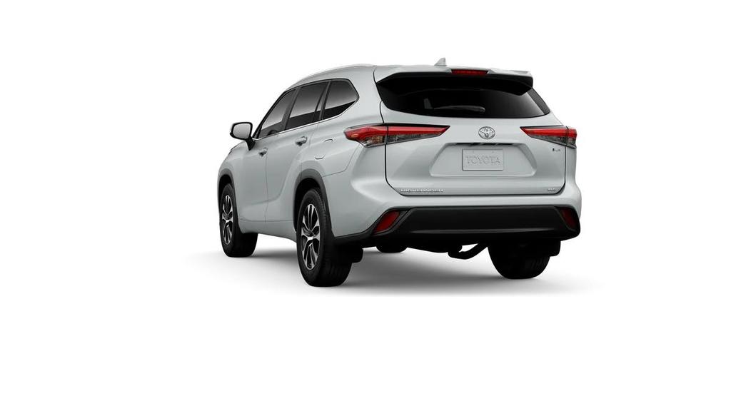 new 2026 Toyota Highlander Hybrid car, priced at $50,267
