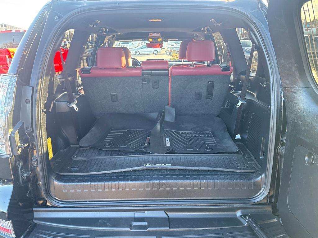 used 2023 Lexus GX 460 car, priced at $35,498