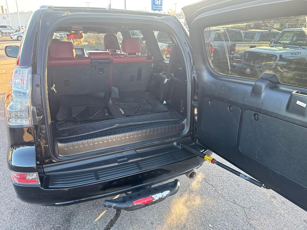used 2023 Lexus GX 460 car, priced at $35,498