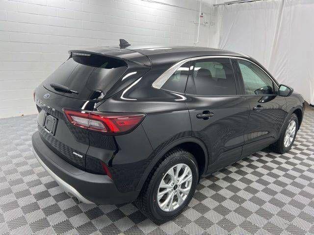 used 2023 Ford Escape car, priced at $25,249