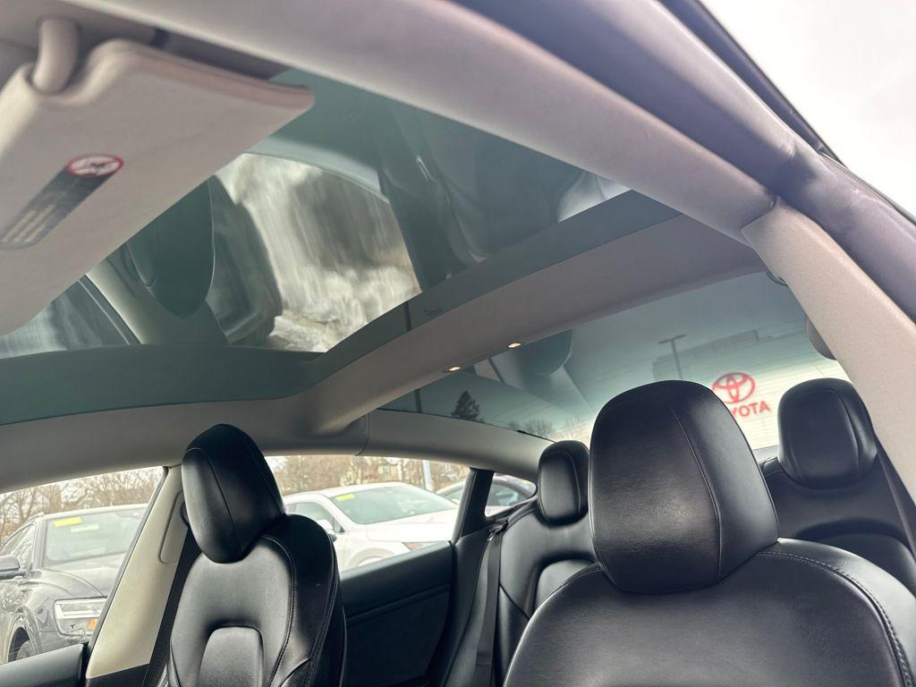 used 2022 Tesla Model 3 car, priced at $25,498