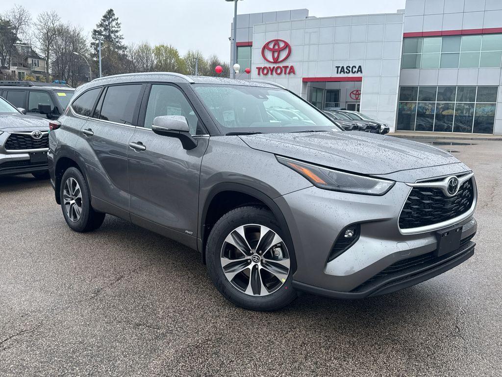 new 2026 Toyota Highlander Hybrid car, priced at $50,503