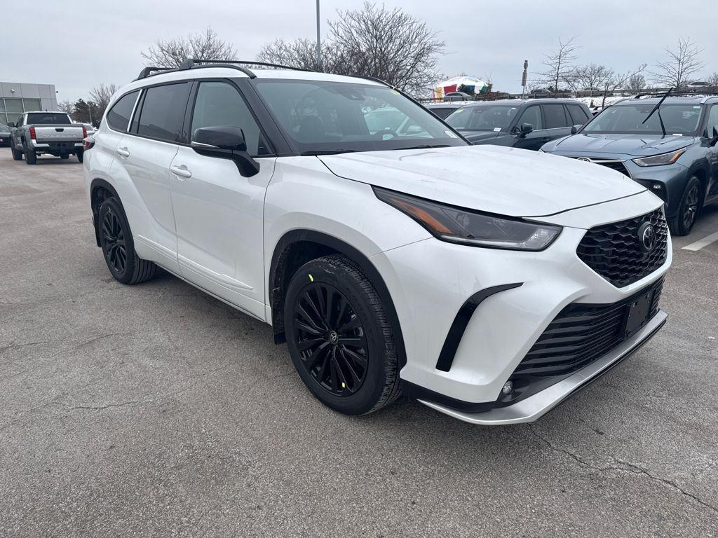 new 2026 Toyota Highlander car, priced at $53,257