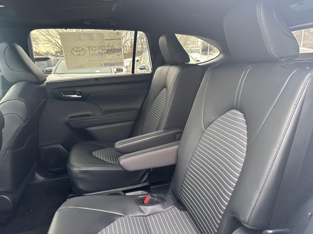 new 2026 Toyota Highlander car, priced at $53,257