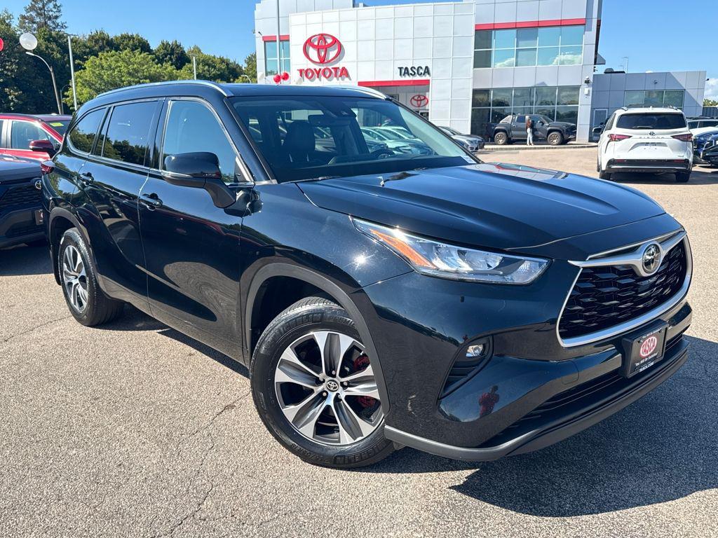 used 2020 Toyota Highlander car, priced at $29,497