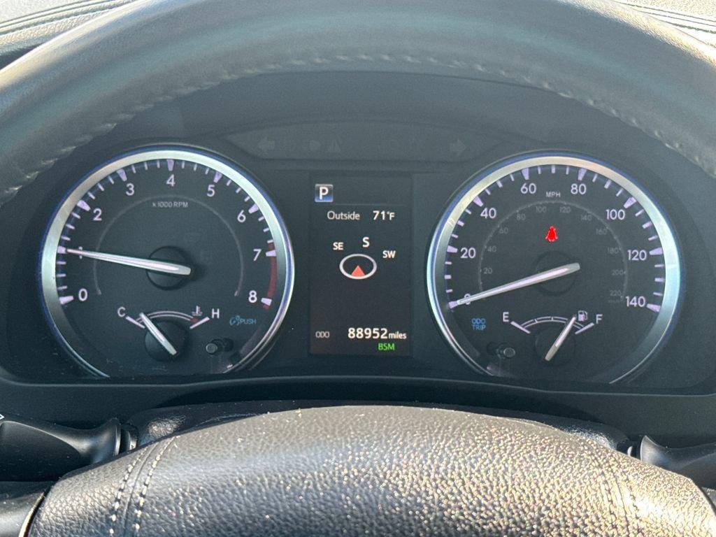 used 2019 Toyota Highlander car, priced at $26,398