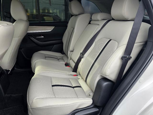 new 2026 Mazda CX-70 car, priced at $46,277