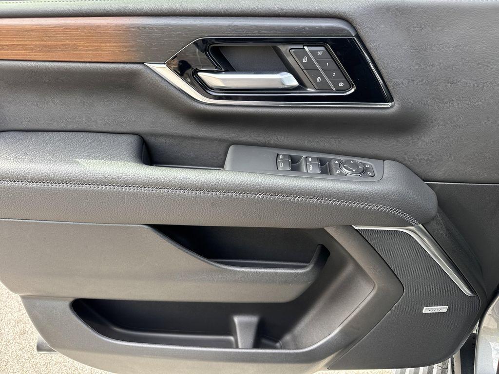new 2026 GMC Yukon XL car, priced at $96,605