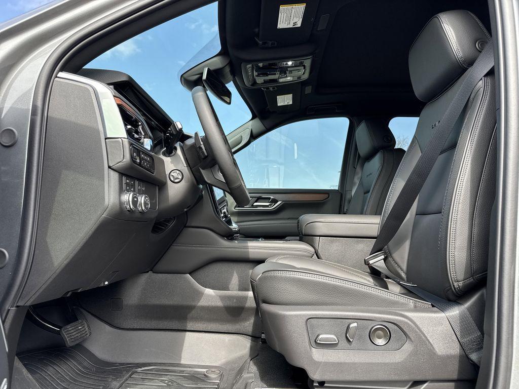 new 2026 GMC Yukon XL car, priced at $96,605