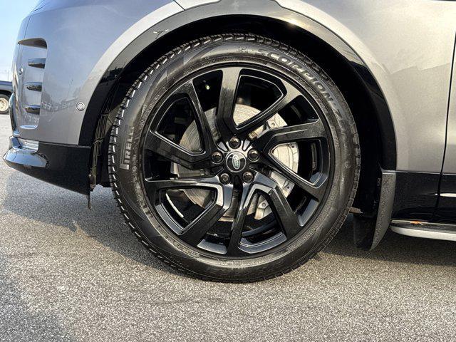 used 2023 Land Rover Discovery car, priced at $40,596