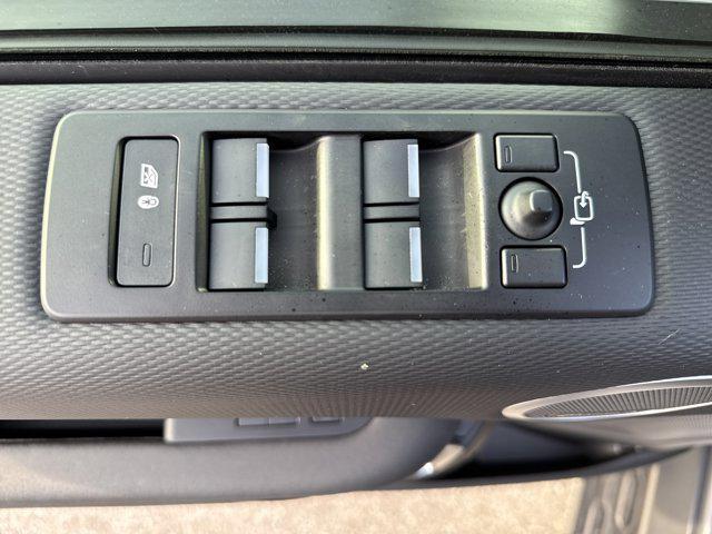 used 2023 Land Rover Discovery car, priced at $40,596