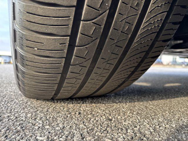 used 2023 Land Rover Discovery car, priced at $40,596