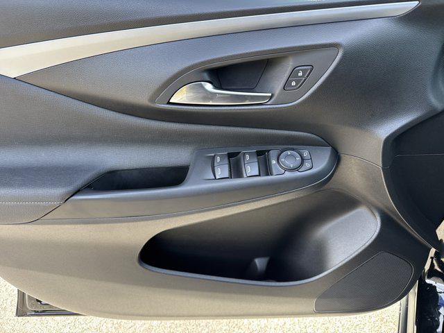 used 2025 Buick Envista car, priced at $27,309