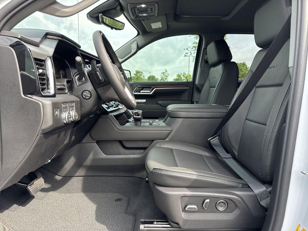 new 2026 GMC Sierra 1500 car, priced at $74,085