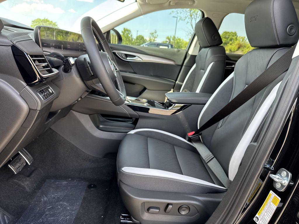 new 2026 Buick Envision car, priced at $46,175