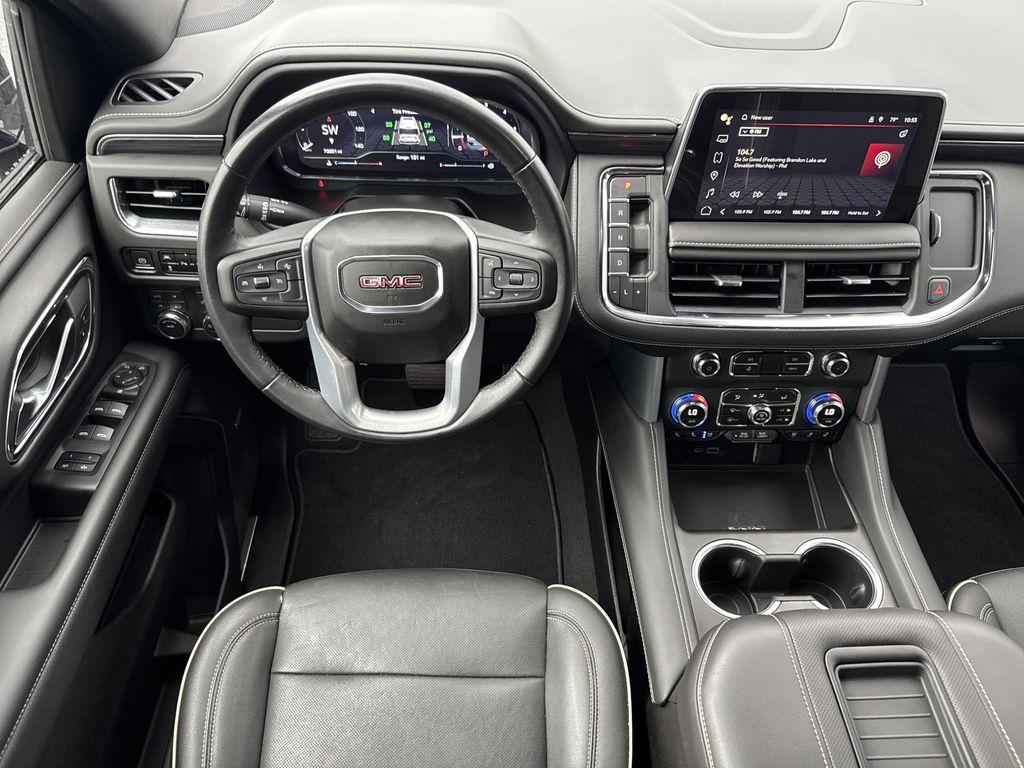 used 2023 GMC Yukon car, priced at $52,844