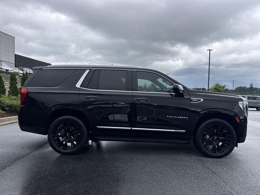 used 2023 GMC Yukon car, priced at $52,844
