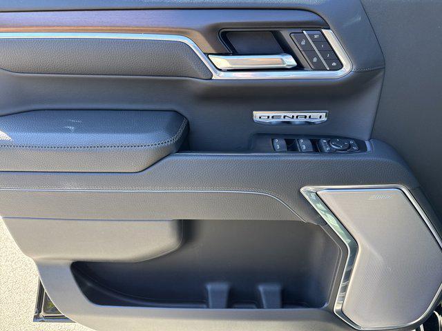 new 2026 GMC Sierra 1500 car, priced at $72,240