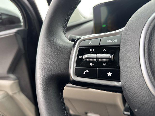 used 2025 Kia Carnival Hybrid car, priced at $38,295