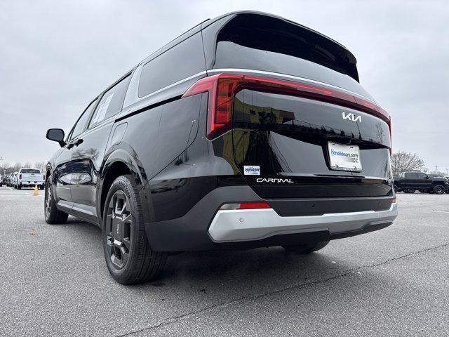 used 2025 Kia Carnival Hybrid car, priced at $38,295