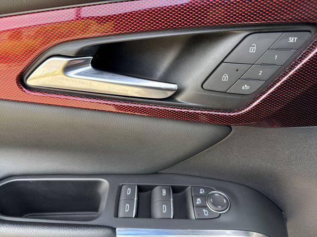 used 2024 Chevrolet Traverse car, priced at $49,564