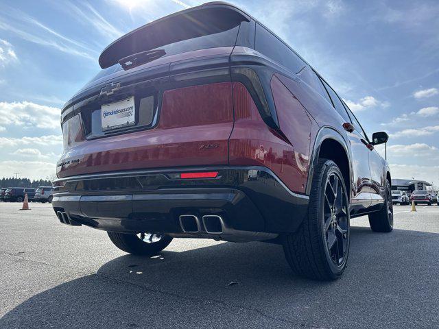 used 2024 Chevrolet Traverse car, priced at $49,564