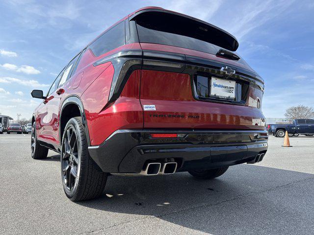 used 2024 Chevrolet Traverse car, priced at $49,564