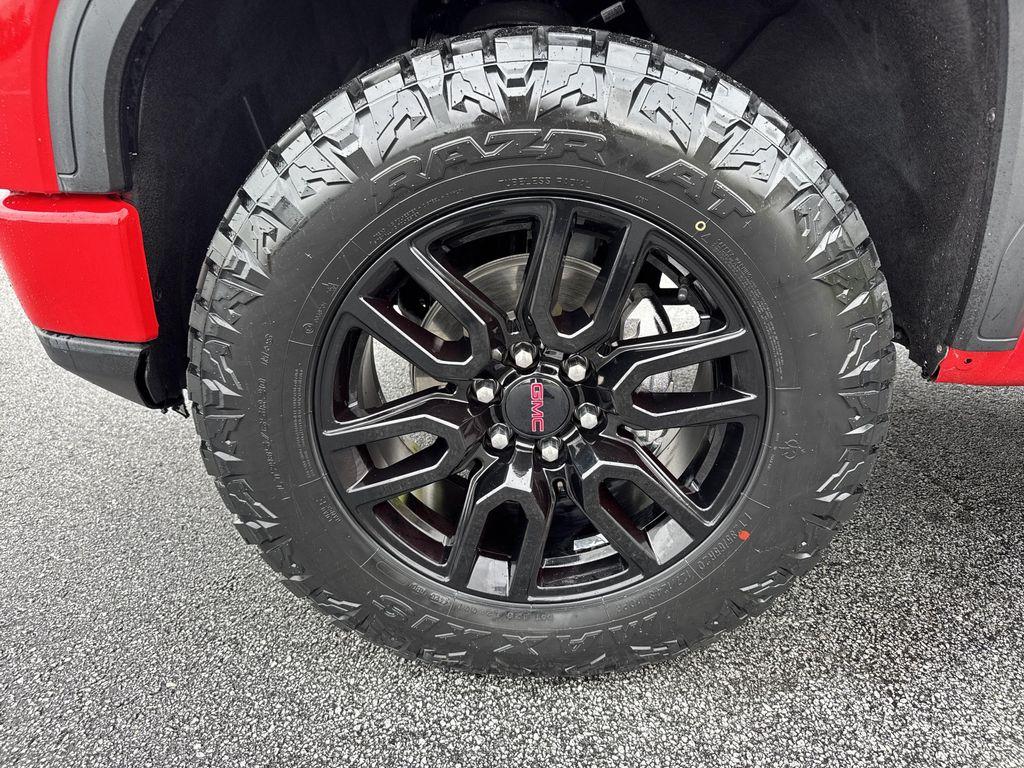 used 2023 GMC Sierra 1500 car, priced at $40,544
