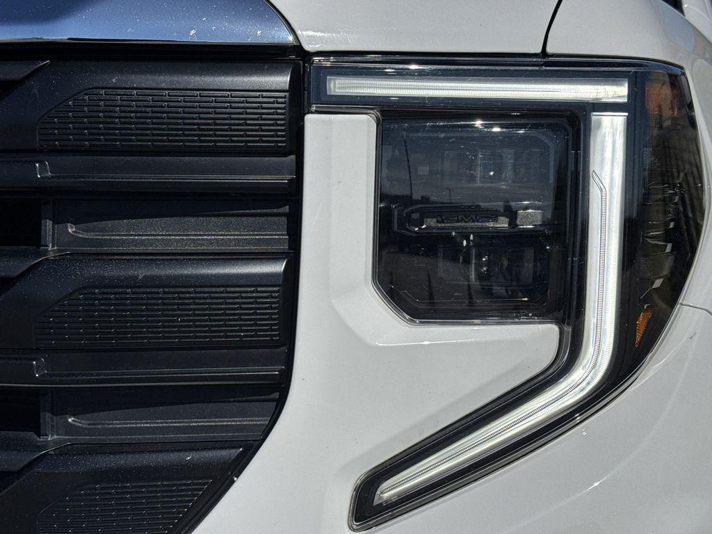 used 2023 GMC Sierra 1500 car, priced at $29,938