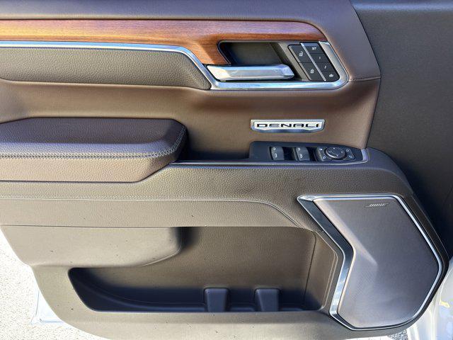 used 2022 GMC Sierra 1500 car, priced at $49,375