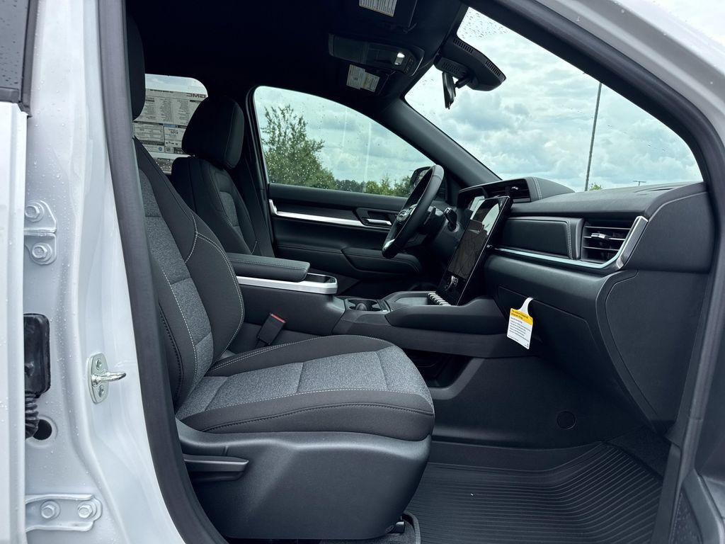 new 2026 GMC Terrain car, priced at $33,685