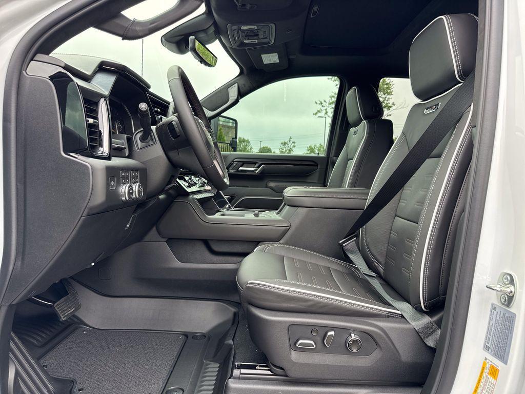 new 2026 GMC Sierra 2500 car, priced at $94,775