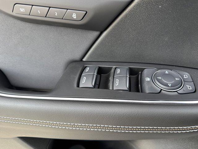 new 2025 Buick Envision car, priced at $40,240