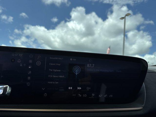 new 2025 Buick Envision car, priced at $40,240