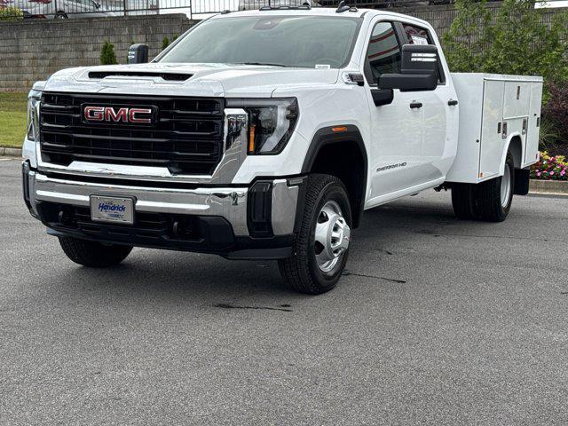 new 2025 GMC Sierra 3500 car, priced at $65,873
