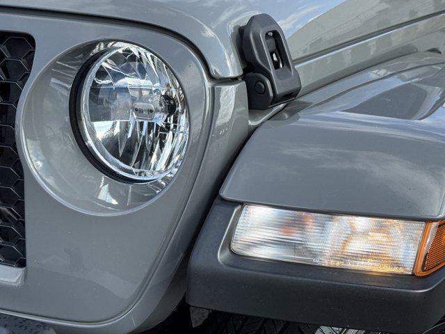 used 2021 Jeep Gladiator car, priced at $25,764