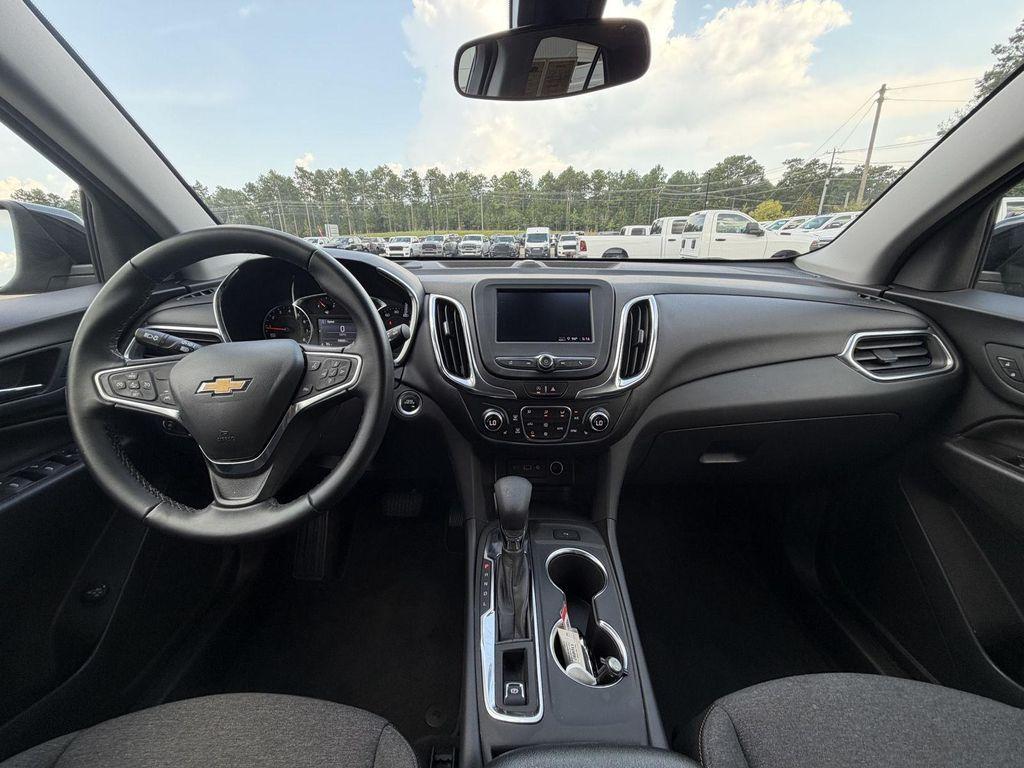 used 2024 Chevrolet Equinox car, priced at $21,624