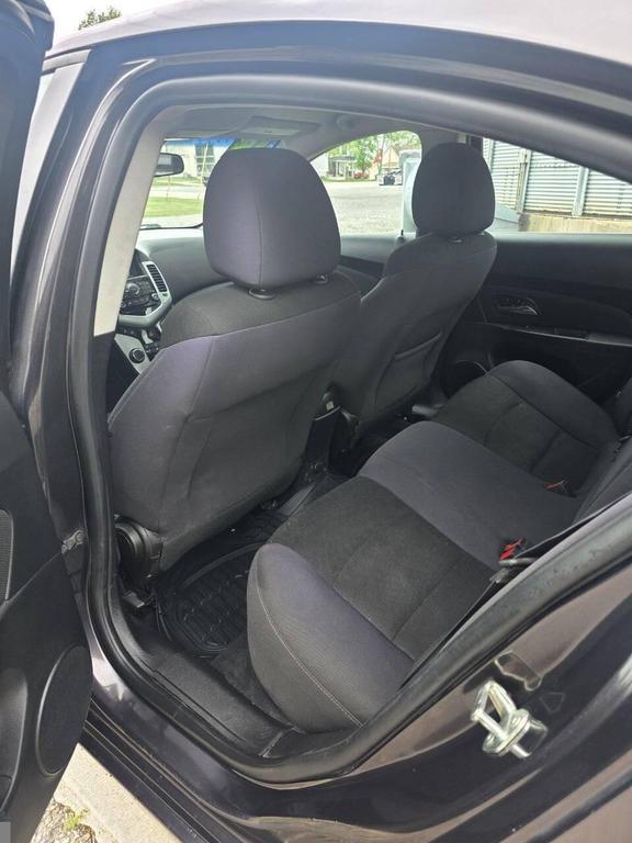 used 2014 Chevrolet Cruze car, priced at $3,795