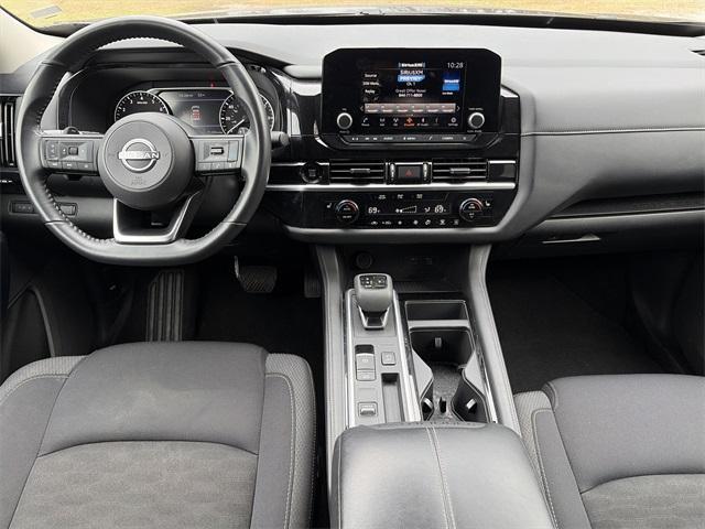 used 2025 Nissan Pathfinder car, priced at $30,927
