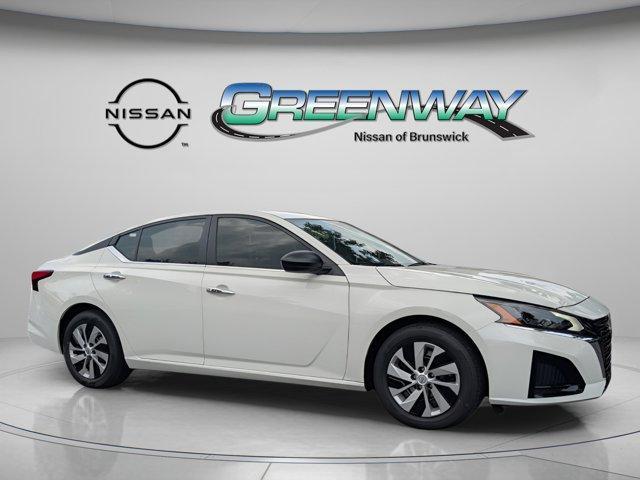 new 2025 Nissan Altima car, priced at $27,505